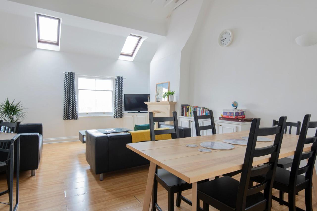 Fantastic 3 Bed Brighton House- Sleeps 6- Superfast Wifi And Garage Διαμέρισμα Εξωτερικό φωτογραφία
