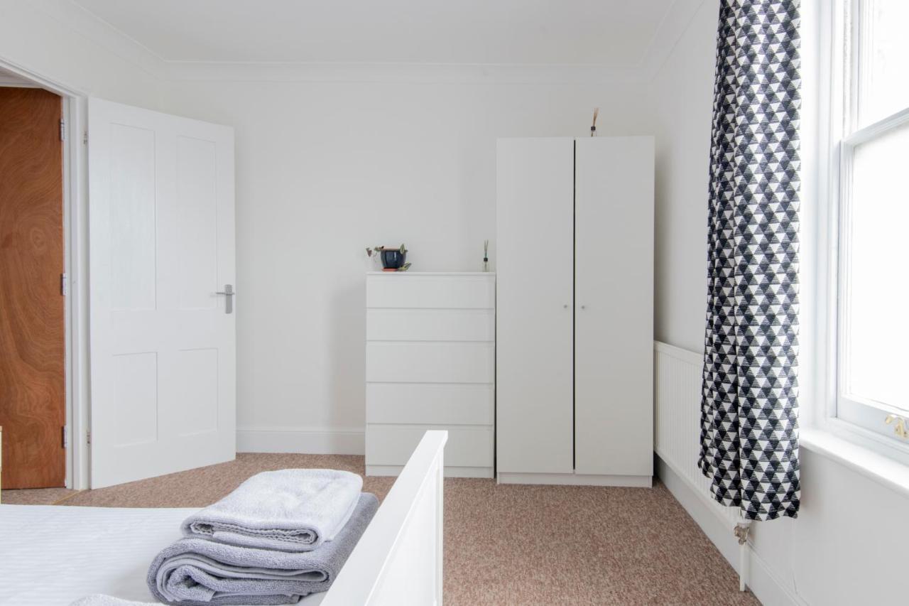 Fantastic 3 Bed Brighton House- Sleeps 6- Superfast Wifi And Garage Διαμέρισμα Εξωτερικό φωτογραφία