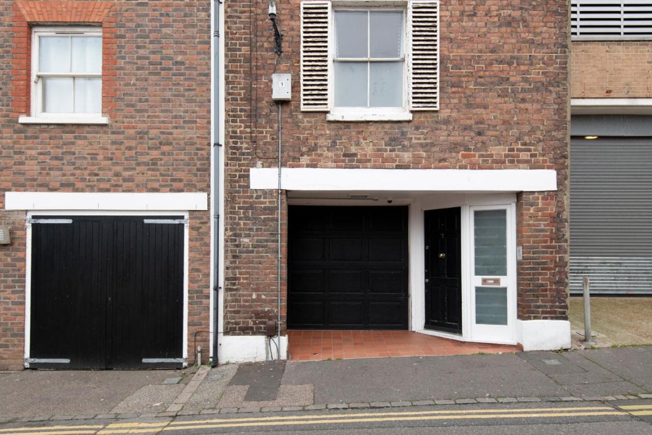 Fantastic 3 Bed Brighton House- Sleeps 6- Superfast Wifi And Garage Διαμέρισμα Εξωτερικό φωτογραφία